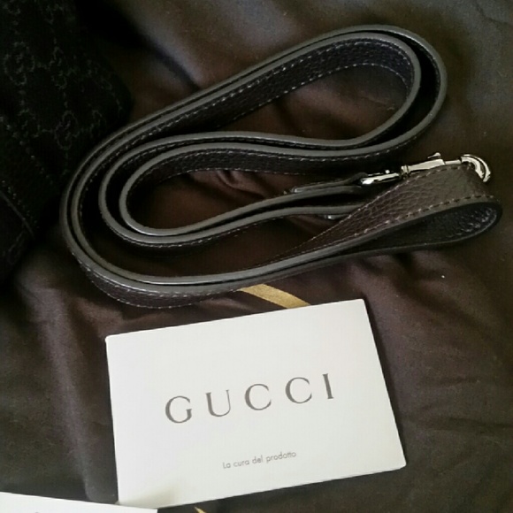 Gucci Canvas - Picture 2 of 3