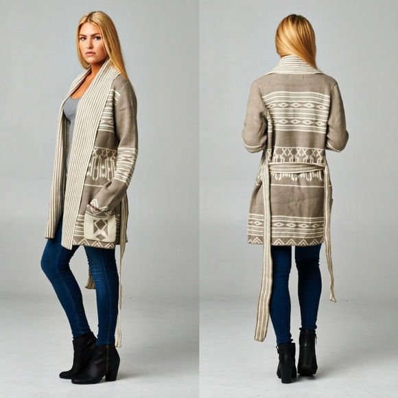 ‼️SOLD OUT‼️Love Stitch-Aztec Pattern Belted Cardi - Picture 4 of 5