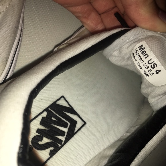 White & Black low top Vans! - Picture 2 of 4
