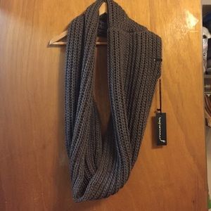 Brand new knit loop scarf