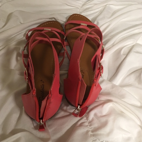 Gladiator sandals - Picture 2 of 4