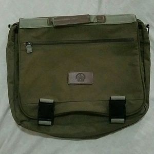 Shell oil laptop satchel