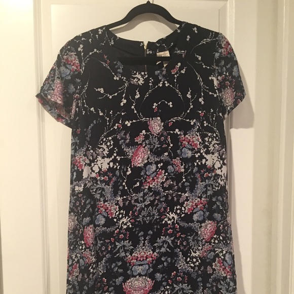 Floral shift dress