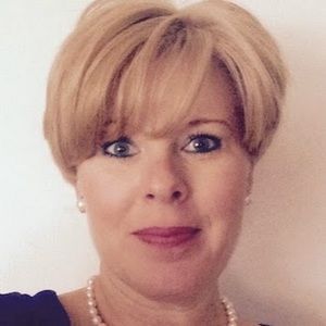 Meet your Posher, Dr. kimberly