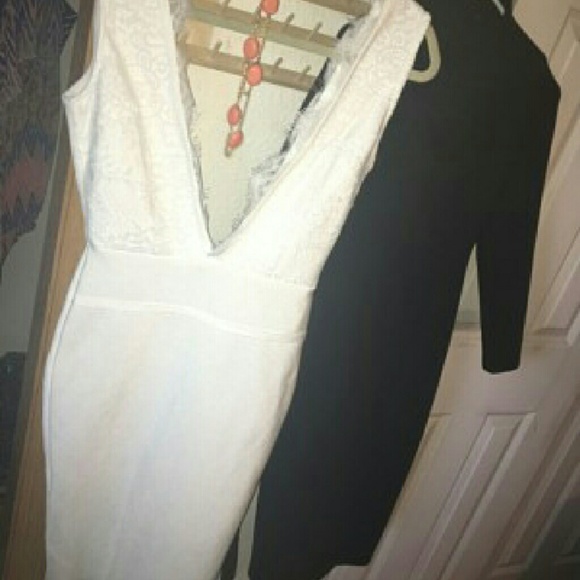 (SOLD) White Lace Deep V-Neck Bandage Dress - Picture 3 of 4