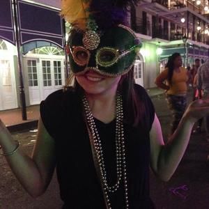 Meet your Posher, Holly