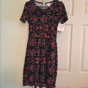 Small Lularoe Amelia dress. BNWT