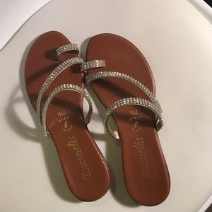 Toscanella sandels new worn once