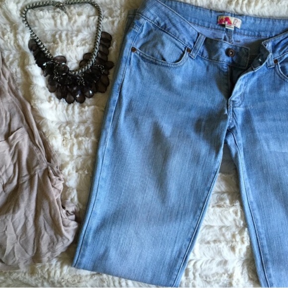 Jeans 👖 - Picture 2 of 4