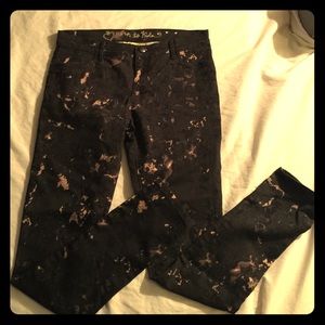 Vera Wang Black and Tan Print Skinny Pant