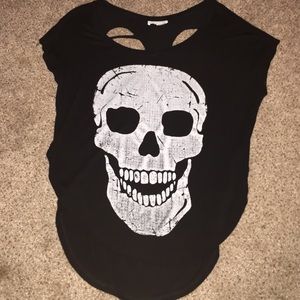 Skull cutout shirt