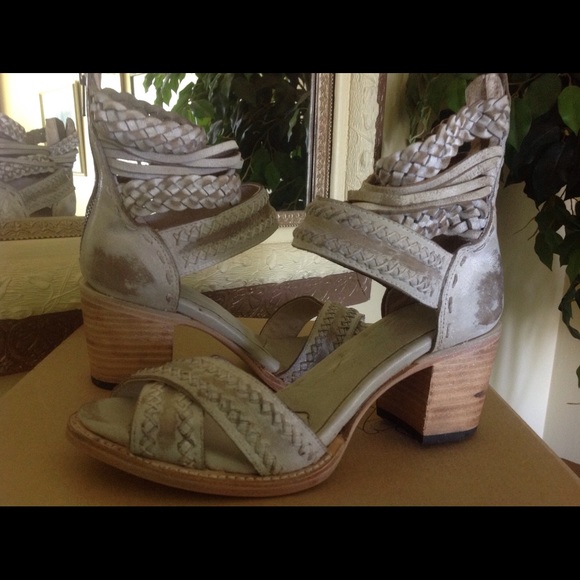 Freebird by Steven Axel Sandal - Picture 2 of 5