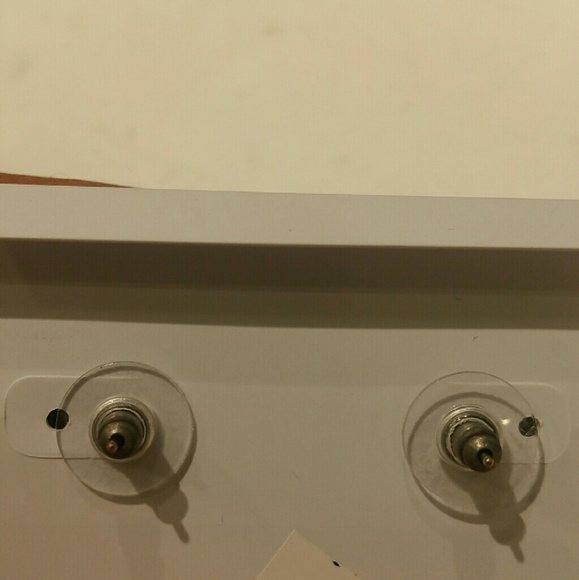 *SOLD* Authentic Kendra Scott chandelier earrings - Picture 3 of 3