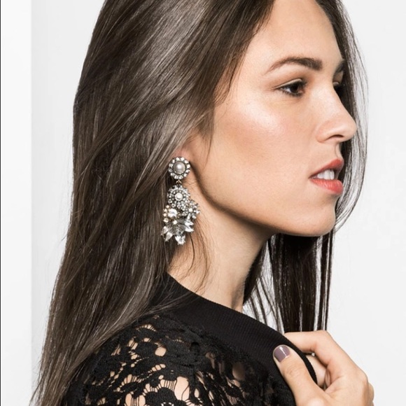 ✨💫Helen statement earrings✨💫