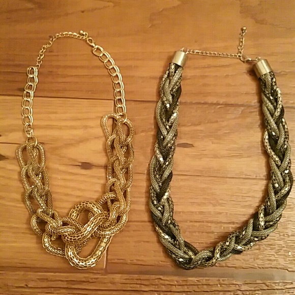 Gold necklace only, silver is sold