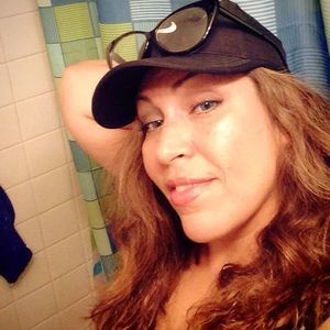 Meet your Posher, Stella