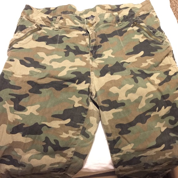 Camo Jeans