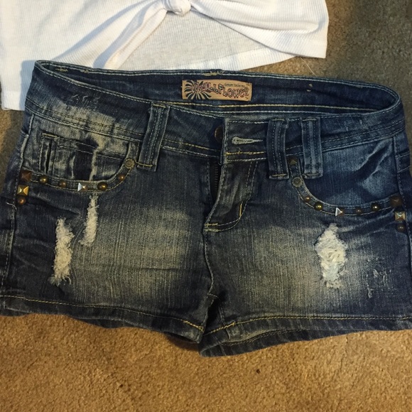 Jean shorts!! - Picture 2 of 4