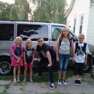 Meet your Posher, Carrie