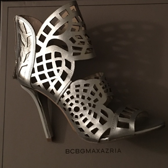 BCBGMAXAZARIA Maven Silver Metallic Heels