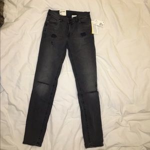 H&M Girlfriend Fit Jeans Size 2