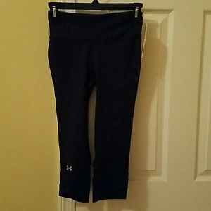 BNWT Under Armour Capri Leggings