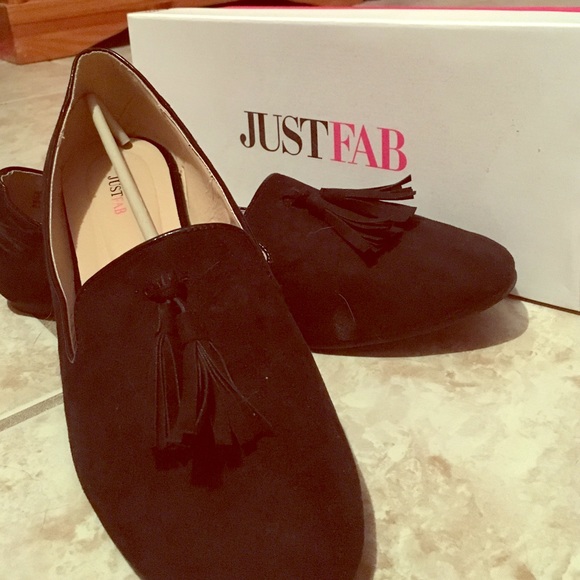 Size 10 JustFab Black Loafers