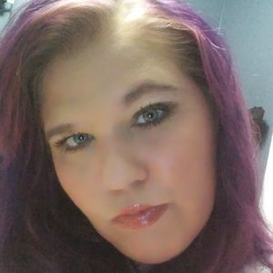 Meet your Posher, Nichole