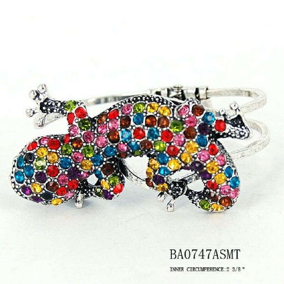 Austrian Crystal Bling Gecko Hinged Bangl Bracelet
