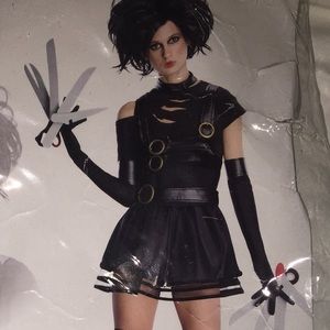 Girl Edward Scissorhands Halloween costume 😍✂️✂️