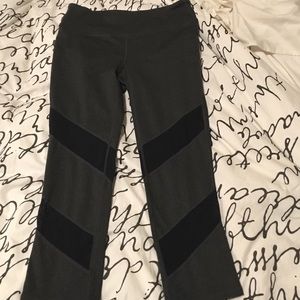Fabletics Mesh Cropped leggings