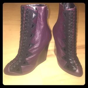 New in box Proenza Schouler size 7 platform wedges