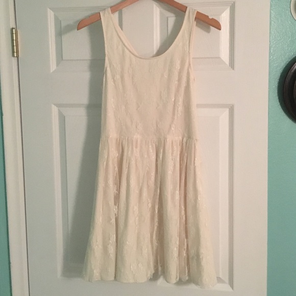 Cream Lace dress, size medium, Forever 21