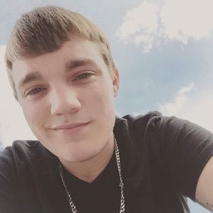 Meet your Posher, Jonathan