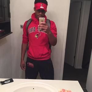 Meet your Posher, Demond