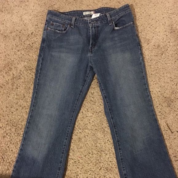 Super Cute 515 Levis Bootcut, Size 12M