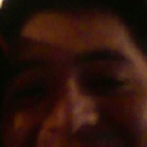 Meet your Posher, Dennis josue