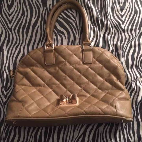 ✨Caremel Purse✨