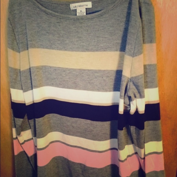 Liz Claiborne longer length sweater