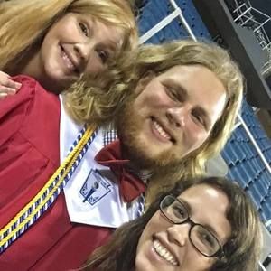 Meet your Posher, Dawn