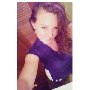 Meet your Posher, Holly