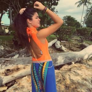 Meet your Posher, Maria fernanda