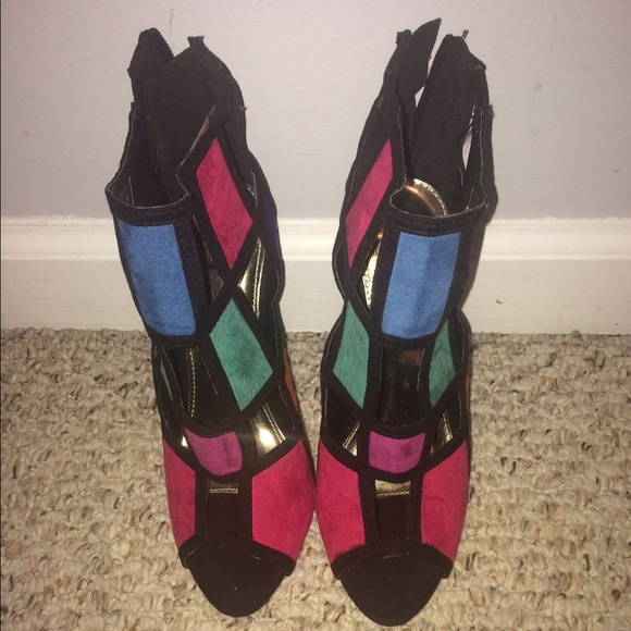 Caged Heels. - image 1