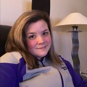 Meet your Posher, Angie