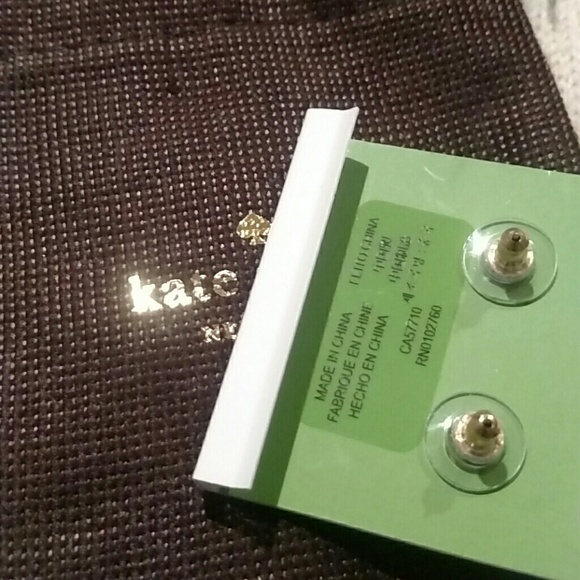 🎉HP🆕 Kate Spade New York Blue Gumdrop Studs♠🎉 - Picture 4 of 4