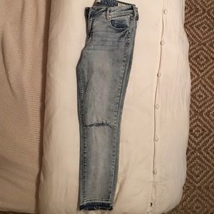 Bullhead Denim Co. Mid Rise skinniest ankle