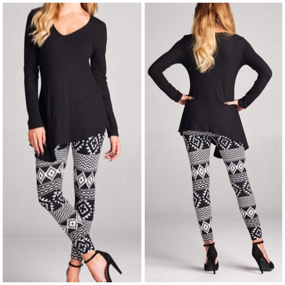 Black Long Sleeve Ribbed Top - Picture 2 of 2