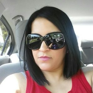 Meet your Posher, Iris