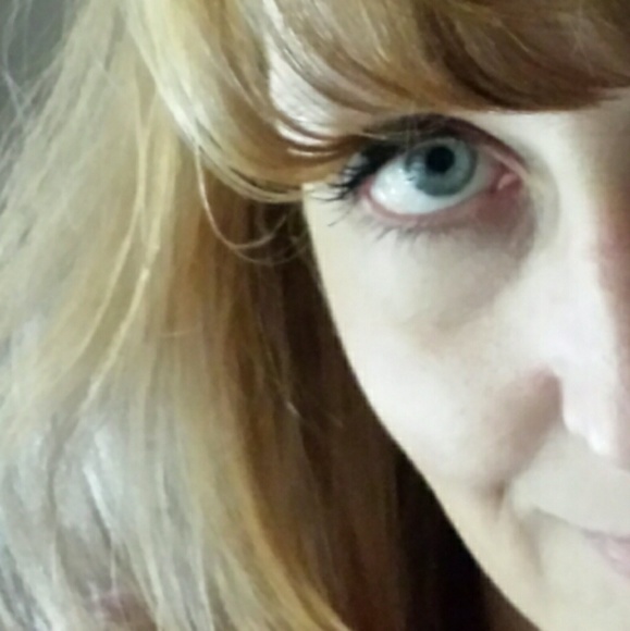 Meet your Posher, Susan - Picture 3 of 4