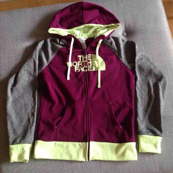 Nortn Face Zippy - Picture 2 of 2